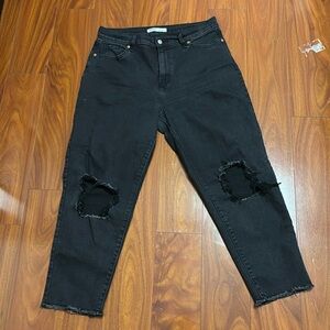 Levi’s mom jeans size 8/ W29